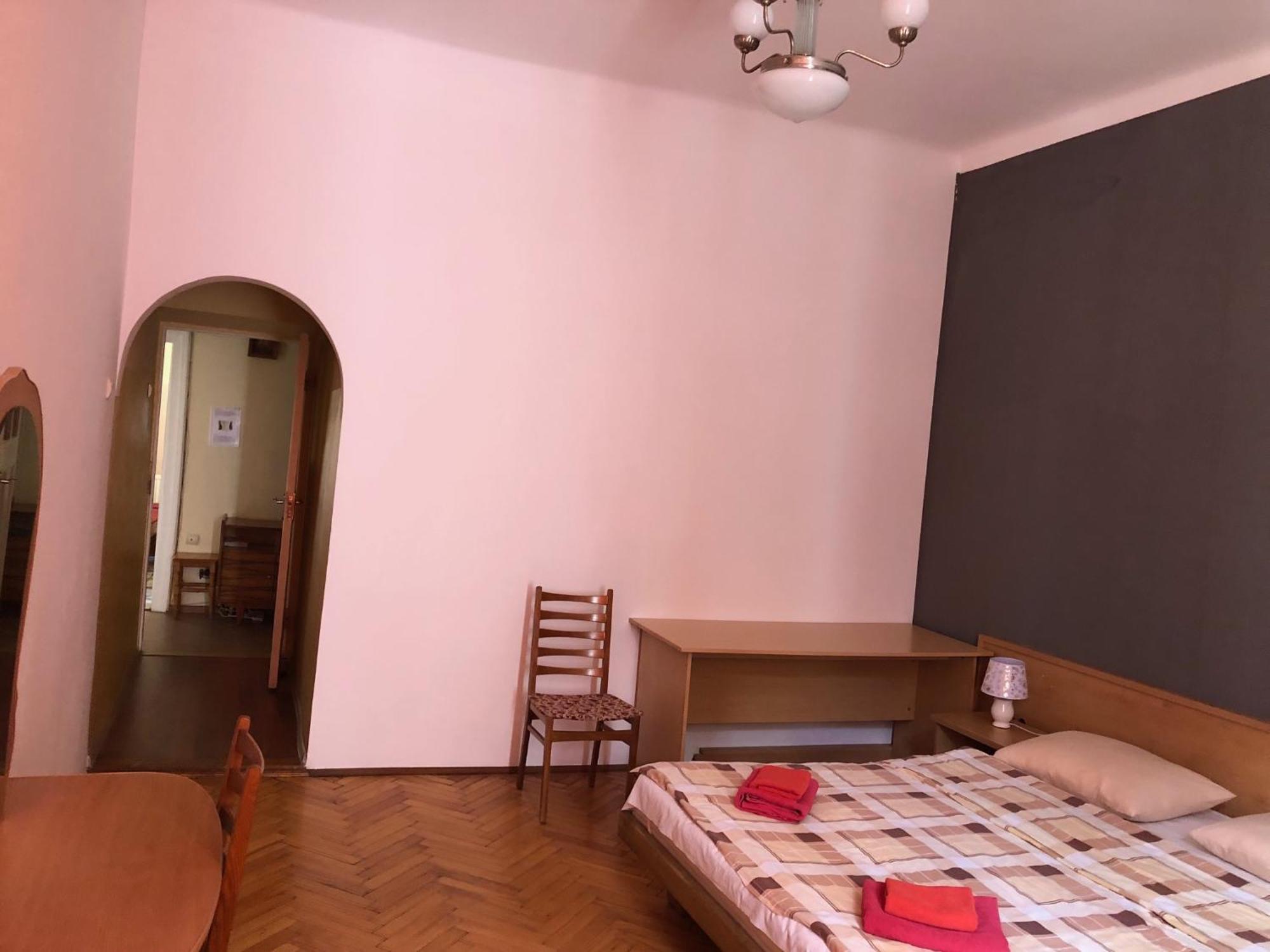 Guest Rooms Lviv Ngoại thất bức ảnh