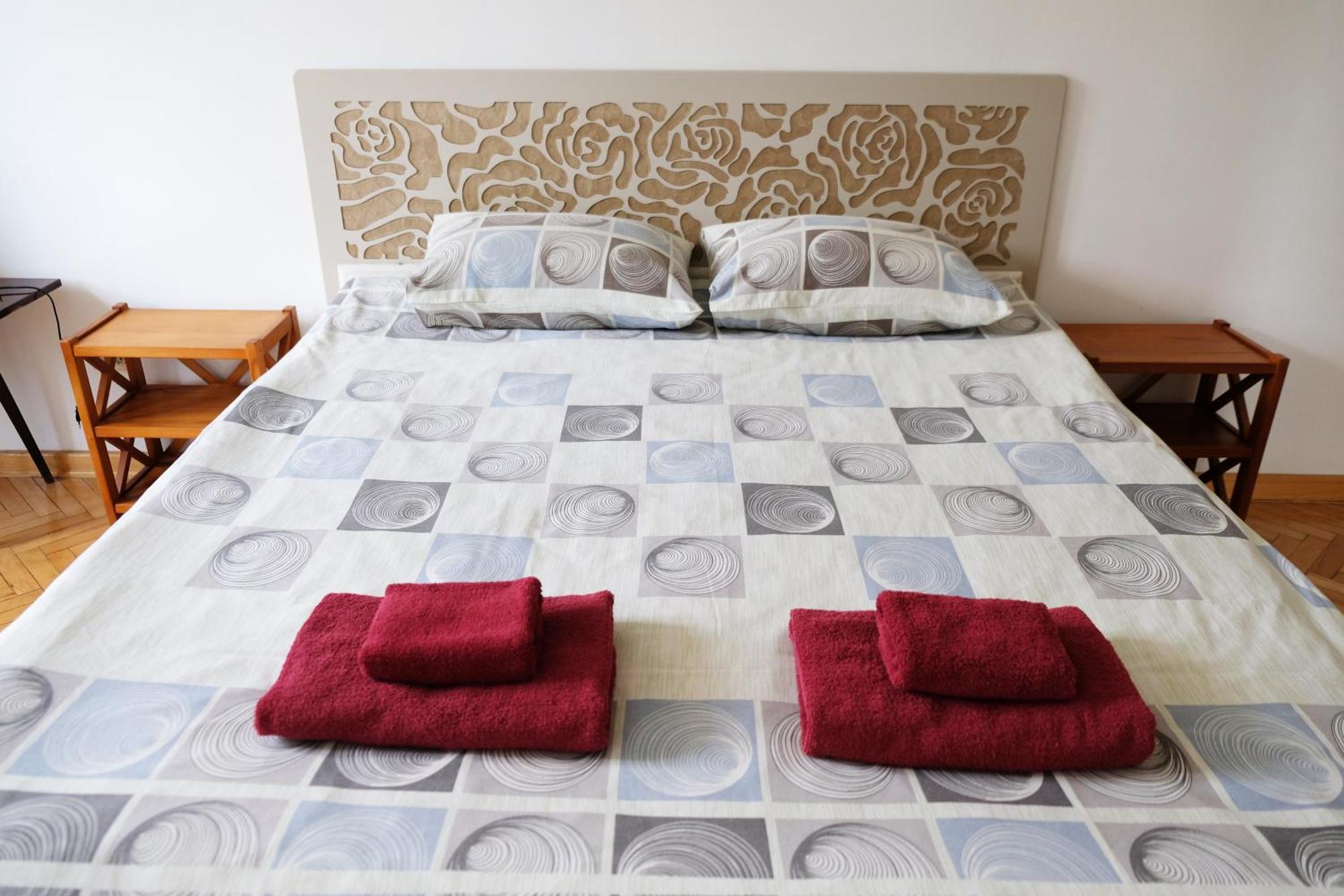 Guest Rooms Lviv Ngoại thất bức ảnh